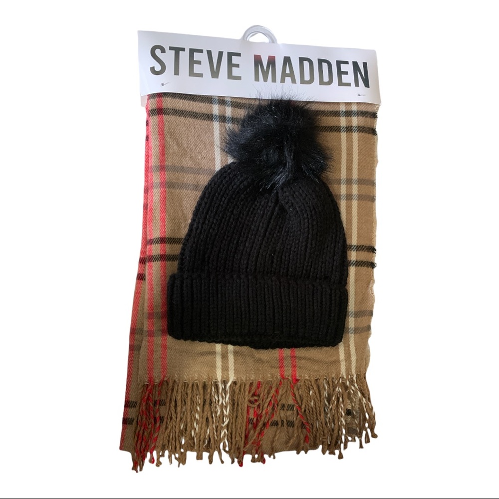 NWT Steve Madden Tartan Plaid Knitted Hat & Wrap Scarf Set Dark Academia
